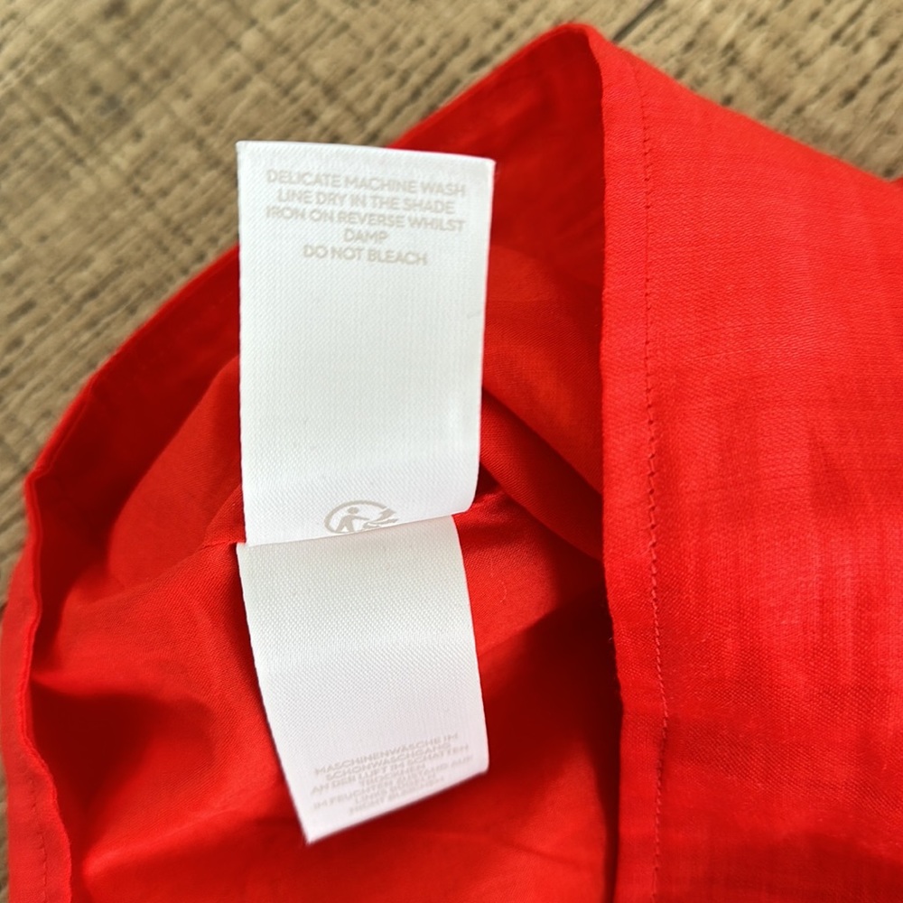 BODEN red v-neck ruffle sleeveless top sz. 6 - Picture 7 of 7